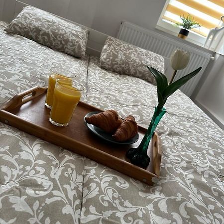 Apartament Medalionow Z Parkingiem Lublin Exterior foto