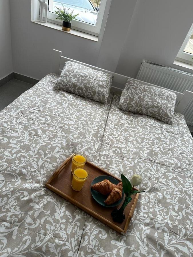 Apartament Medalionow Z Parkingiem Lublin Exterior foto